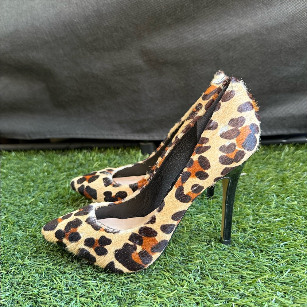 Dune heels. Size 6.5